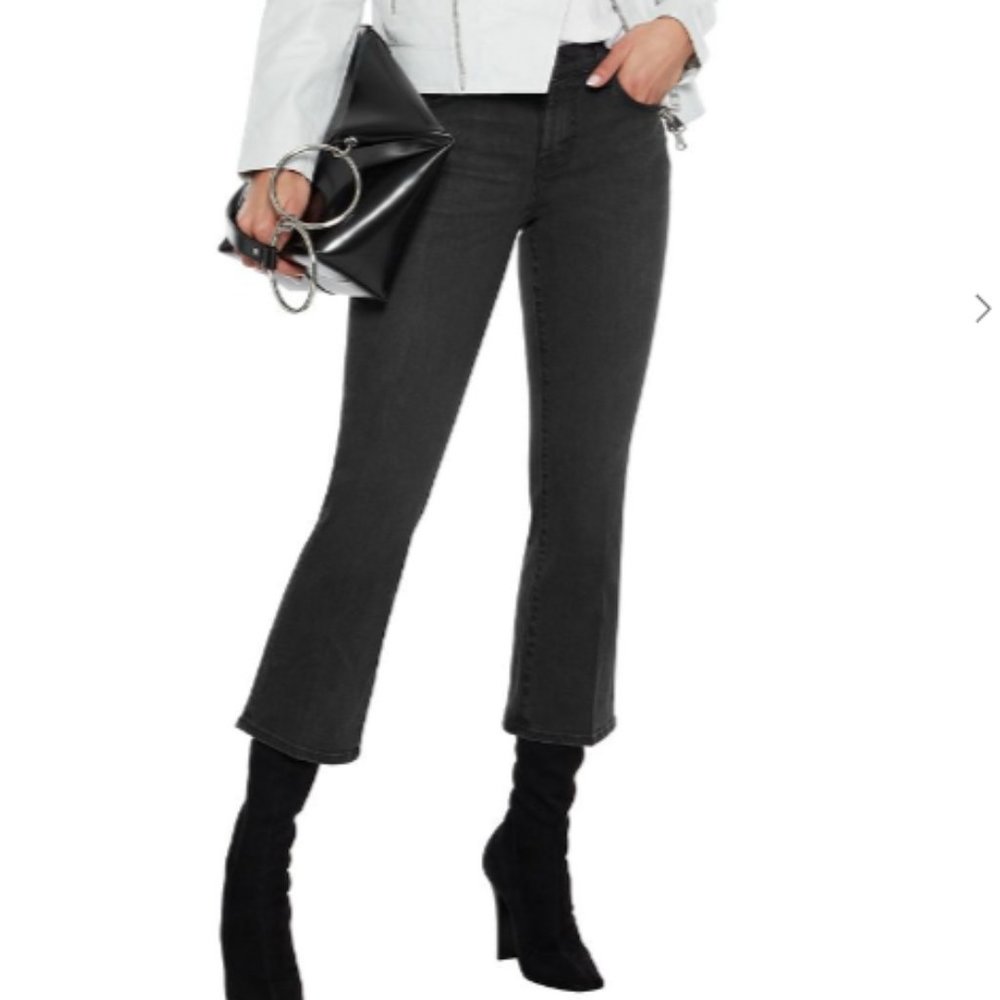 J BRAND Selena Mid-Rise Bootcut Black Stretch Denim Cropped Capri